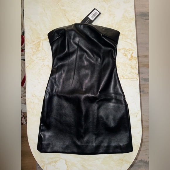 NWT White Fox Boutique Black Fire Burning Strapless Leather PU Mini Dress - Picture 6 of 10